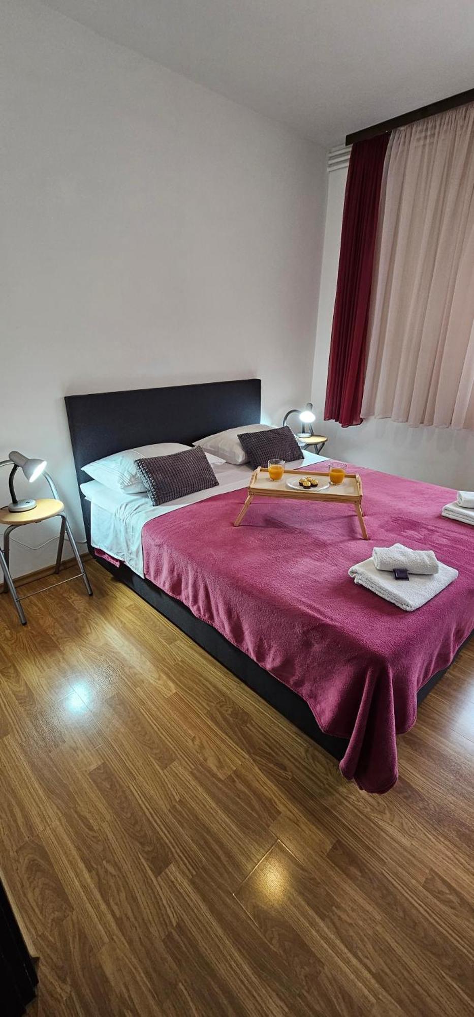 Apartman Pida Примоштен Екстер'єр фото