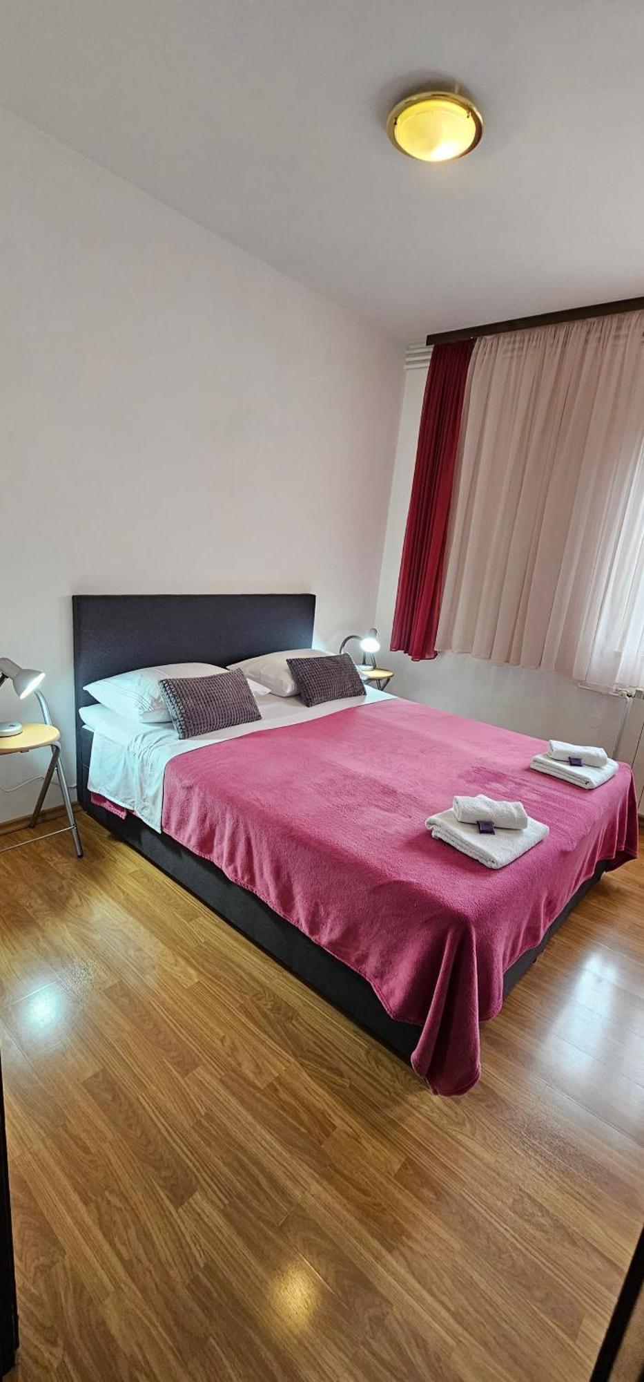 Apartman Pida Примоштен Екстер'єр фото